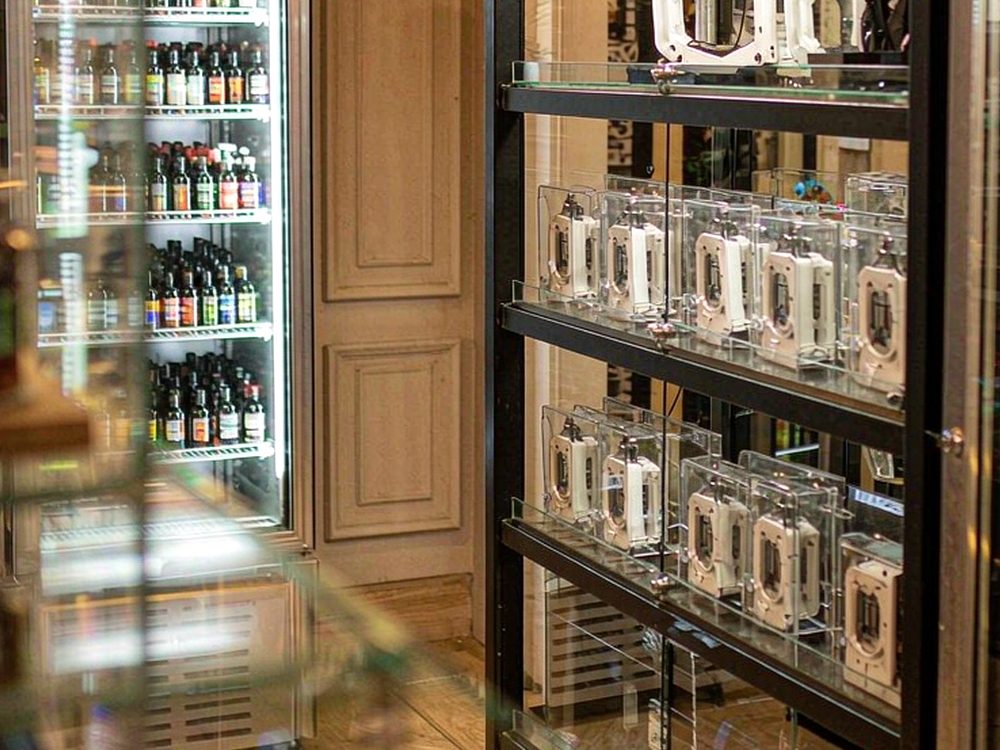 Buyer's Guide to Vapowanie products in Amsterdam — with fast shipping
