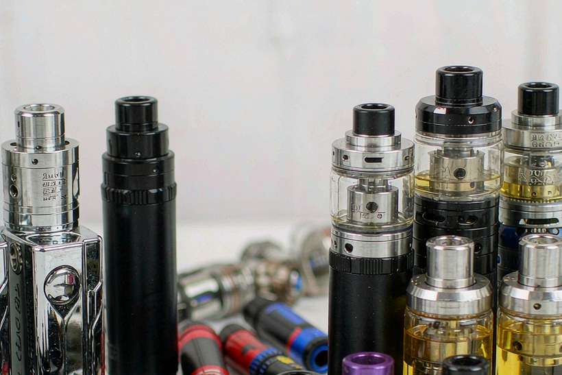 Comparison of Vapowanie e-liquid Suppliers — EU stock