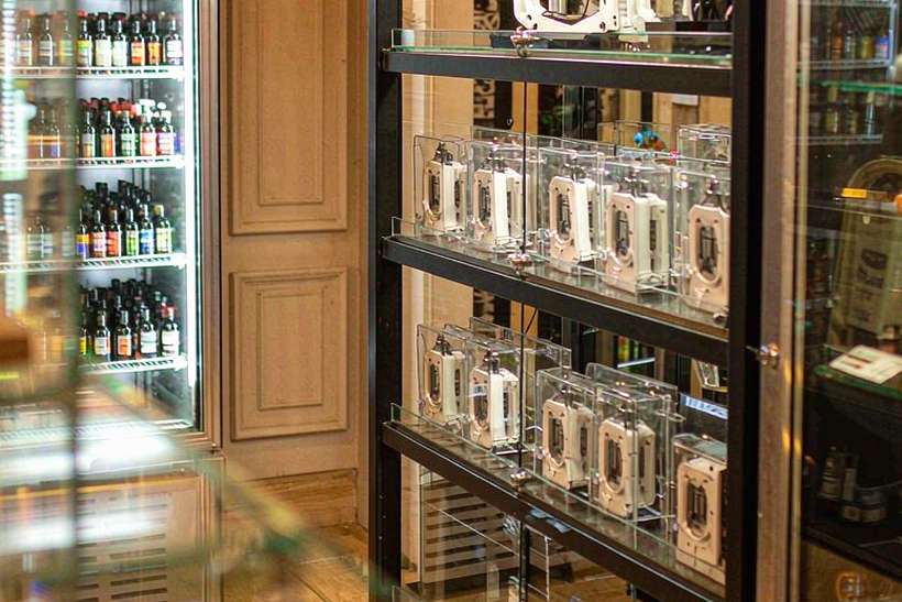 How to Store Vapowanie accessories — bulk case