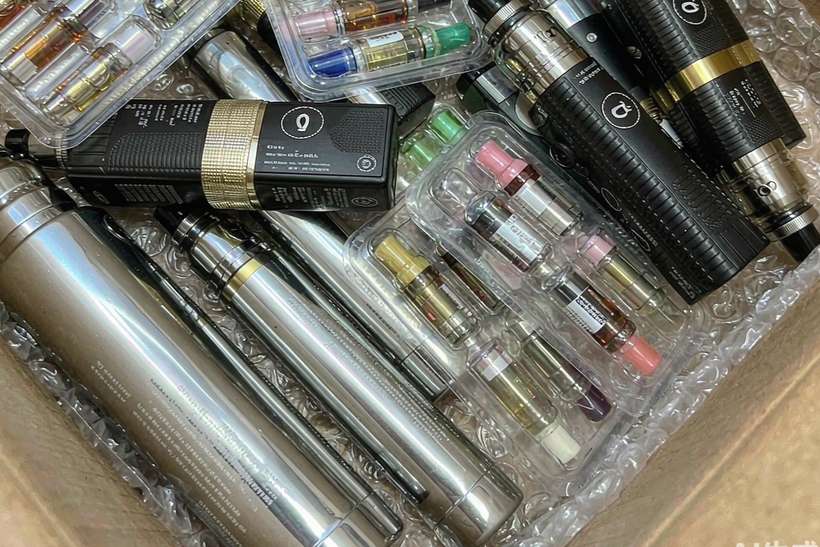 How to Store Vapowanie products in Amsterdam — container load