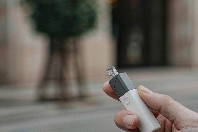 Launch Plan for Vapowanie e-liquid — small parcel