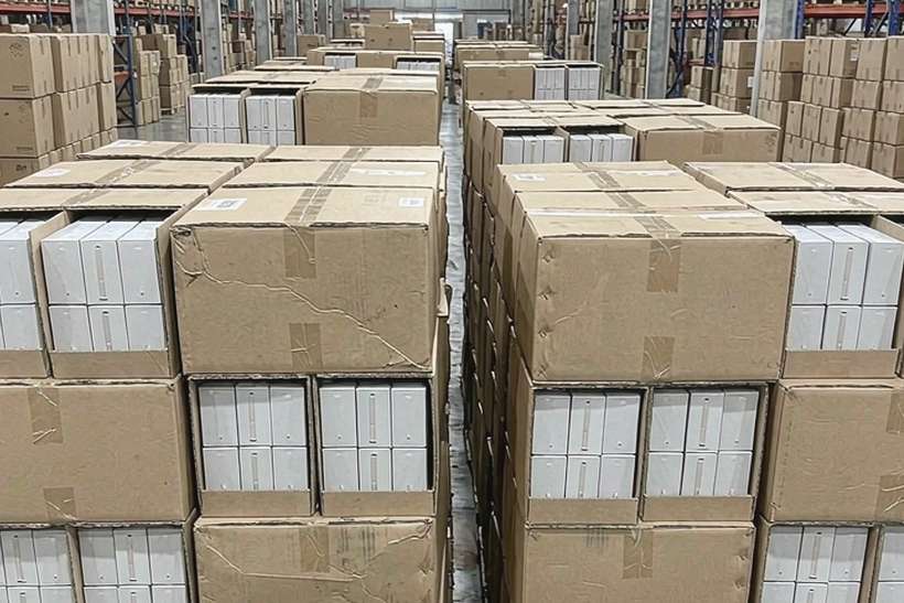 Launch Plan for Vapowanie products in Amsterdam — EU stock