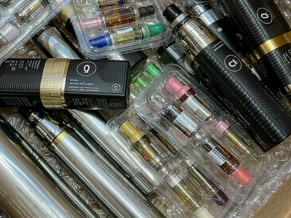 MOQ and Lead Time for Vapowanie mods — wholesale only
