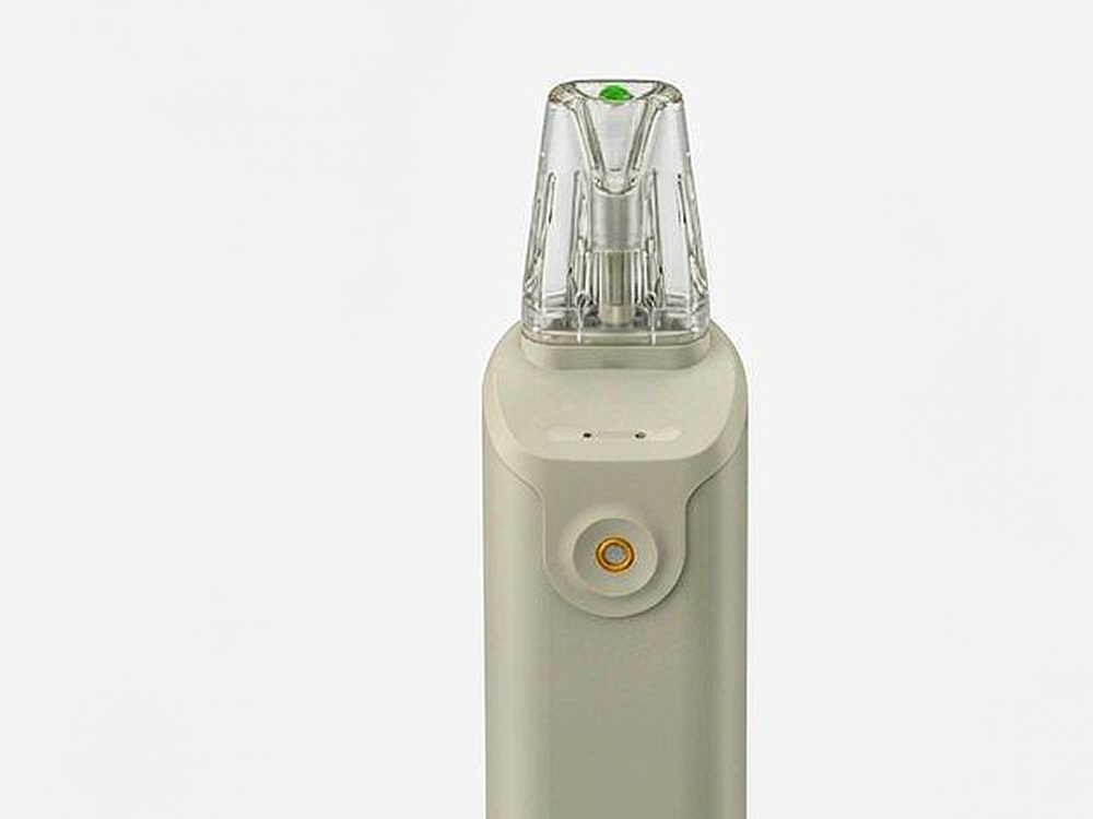 Restocking Vapowanie products in Amsterdam — premium tier