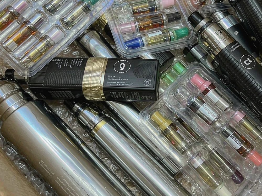 Sourcing Report on Vapowanie hardware — wholesale only
