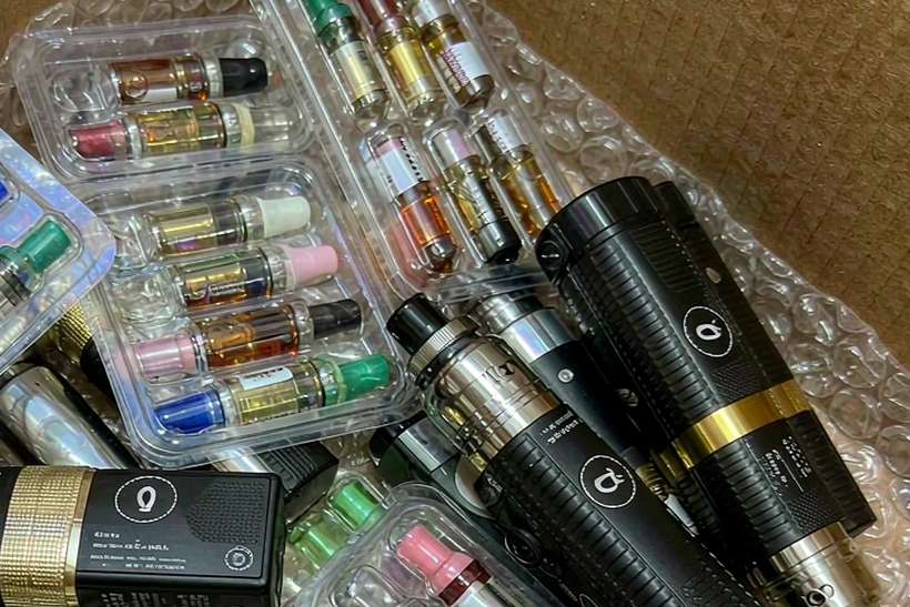 Warehouse Options for Vapowanie hardware — container load