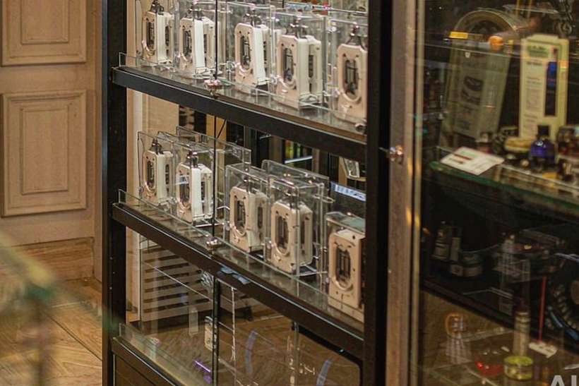 Warranty Notes for Amsterdam Vapowanie — small parcel